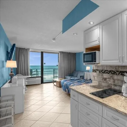 Image 4 - Hawaiian Inn Beach Resort, South Atlantic Avenue, Daytona Beach, FL 32118, USA - Condo for sale