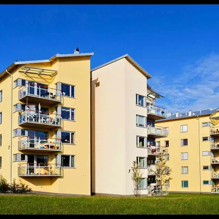 Rent this 4 bed apartment on Knektgatan 34 in 587 36 Linköping, Sweden