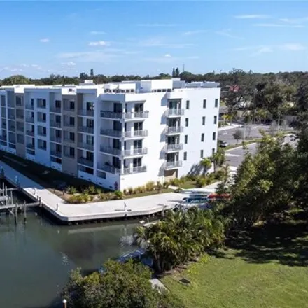 Buy this 1 bed condo on Lowe Drive in Sarasota, FL 34236