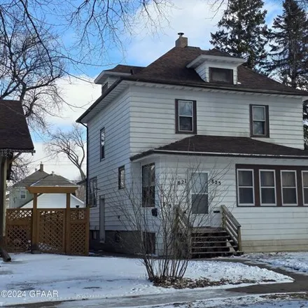 Buy this 6 bed house on 278 9th Avenue South in Grand Forks, ND 58201