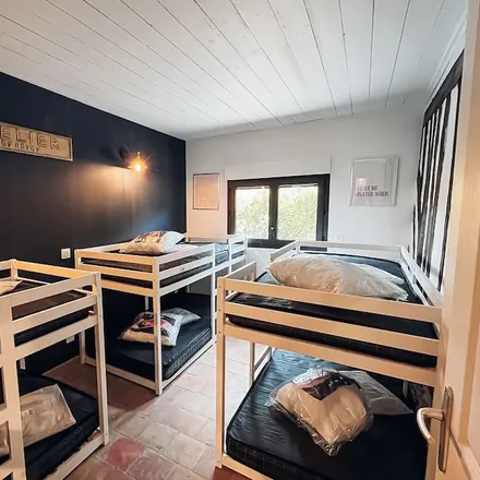 Rent this 7 bed house on 14950 Saint-Étienne-la-Thillaye