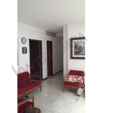 Rent this 7 bed apartment on Calle 9 in Comuna 9, 720025 Perímetro Urbano Santiago de Cali