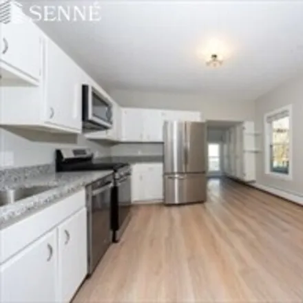 Rent this 4 bed townhouse on 19 Everett St
