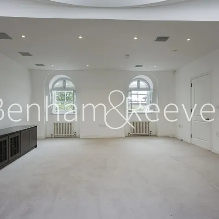Image 7 - Hail & Ride Grange Road, The Common, London, W5 3JF, United Kingdom - Townhouse for rent