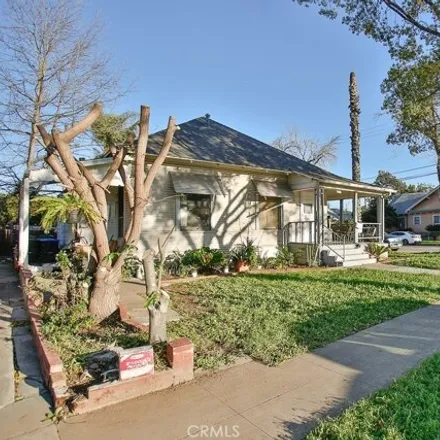 Image 5 - 631 Cypress Avenue, Santa Ana, CA 92701, USA - House for sale
