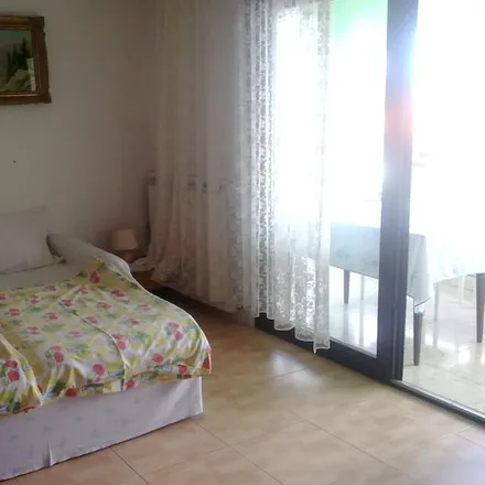 Image 5 - 51512 Njivice, Croatia - Apartment for rent