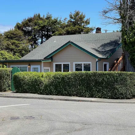 Buy this 3 bed house on 705 F Street in Crescent City, CA 95531