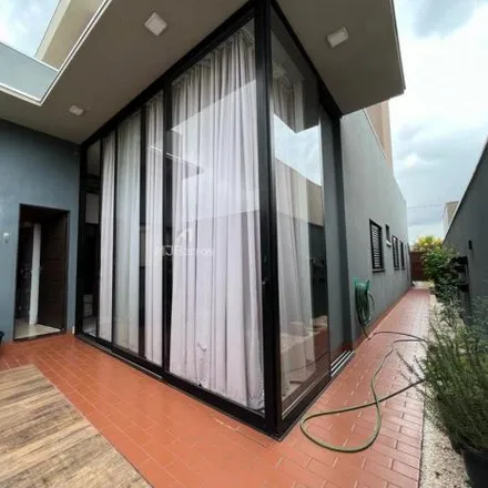 Buy this 3 bed house on Avenida Presidente Vargas in Centro, Dourados - MS