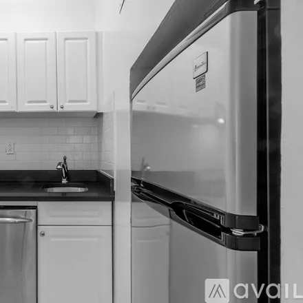 Rent this studio apartment on 270 W 72nd St
