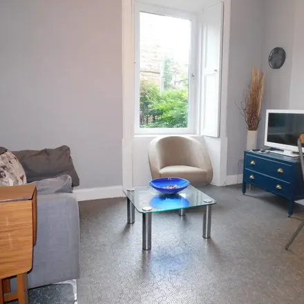 Image 3 - 11 Richmond Terrace, City of Edinburgh, EH11 2BX, United Kingdom - Apartment for rent