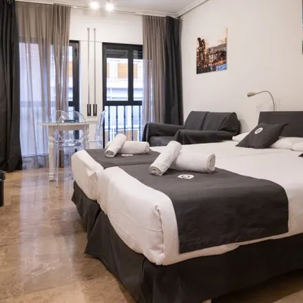 Rent this studio apartment on Calle de Eraso in 10, 28028 Madrid