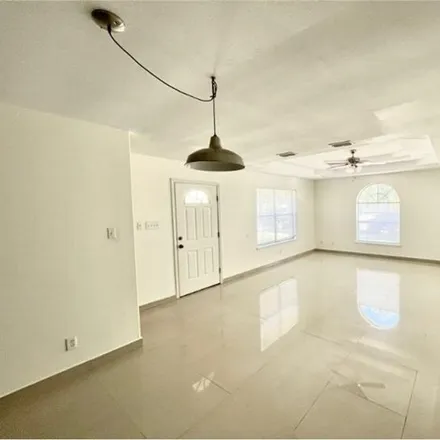 Image 2 - 3029 Ashley Place, Starr Colonia, Pharr, TX 78577, USA - Apartment for rent