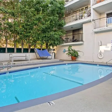 Image 3 - 7358 Hillside Avenue, Los Angeles, CA 90046, USA - Apartment for rent