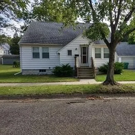 Buy this 2 bed house on 302 Parsonage Street in Dowagiac, Cass County