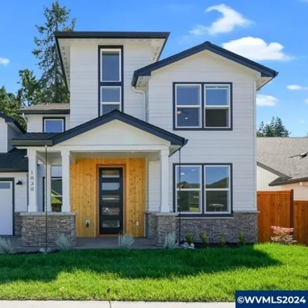 Buy this 4 bed house on 564 Creekside Drive Southeast in Salem, OR 97306