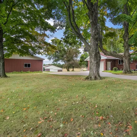 Image 2 - 5410 Chief Road, Brown Township, MI 49619, USA - House for sale