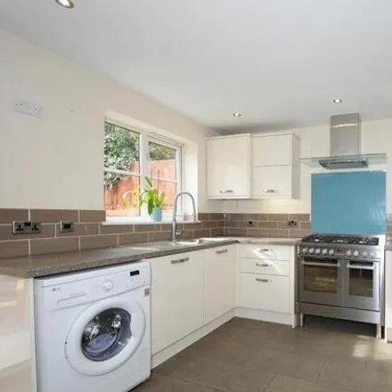 Image 2 - unnamed road, Rickmansworth, WD3 8RS, United Kingdom - House for sale
