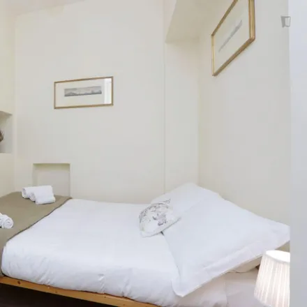 Rent this 1 bed apartment on Palazzo dei Pupazzi in Via dei Banchi Vecchi, 00186 Rome RM