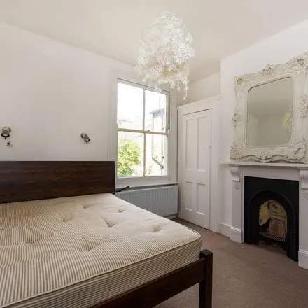 Rent this 1 bed apartment on Comyn Road in London, SW11 1QB