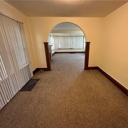 Image 7 - 202 Stevens Avenue, Buffalo, NY 14215, USA - Apartment for rent