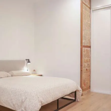 Image 7 - Calle de Segovia, 28005 Madrid, Spain - Apartment for rent