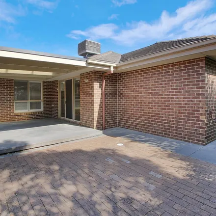 Rent this 4 bed apartment on James Place in East Albury NSW 2640, Australia