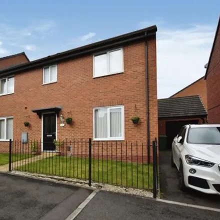 Buy this 4 bed duplex on 11 Darrall Road in Dawley, TF4 2GF