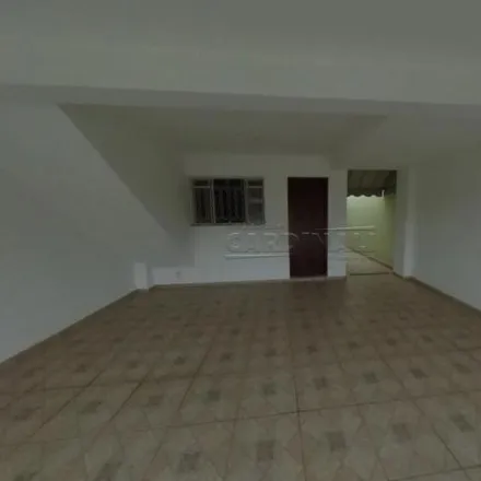 Rent this 3 bed house on Rua Waldomiro Sant' Anna de Oliveira in Conjunto Habitacional Santa Angelina, São Carlos - SP