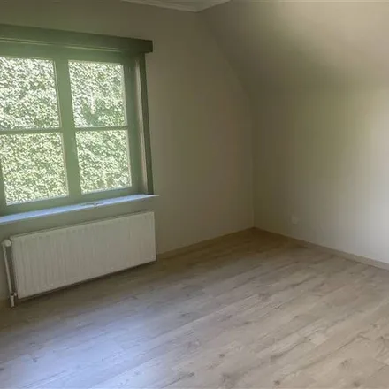 Rent this 3 bed apartment on Gistelsteenweg 114 in 8490 Varsenare, Belgium