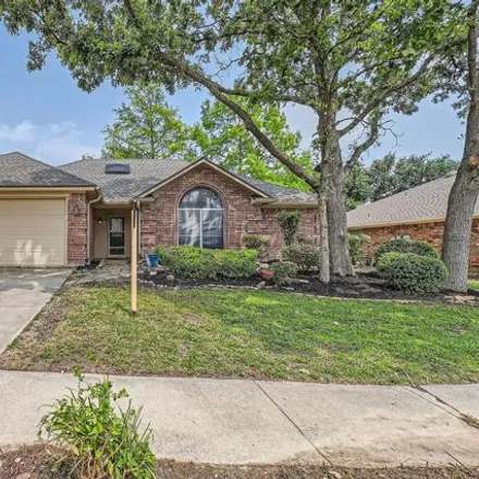 Buy this 3 bed house on 7978 Hunters Glen Drive in Watauga, TX 76148