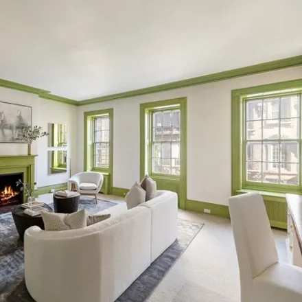 Image 6 - 10 East 82nd Street, New York, NY 10028, USA - Townhouse for sale