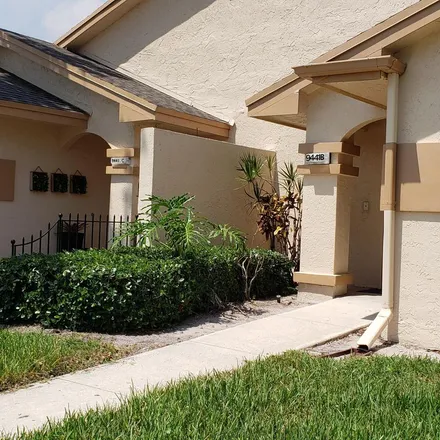 Rent this 3 bed apartment on unnamed road in Palm Beach County, FL 33498