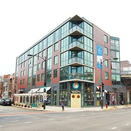 Rent this 2 bed apartment on 1714 West Roscoe Street in Chicago, IL 60657