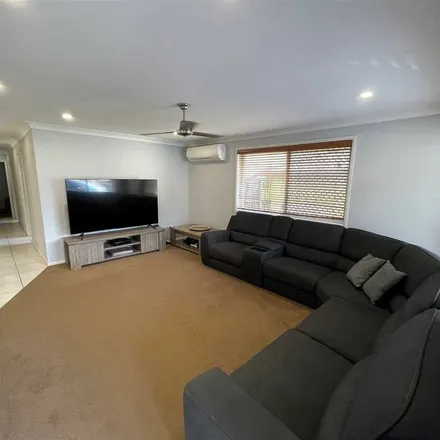 Image 3 - Fairweather Drive, Parkwood QLD 4214, Australia - Apartment for rent