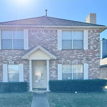 Rent this 3 bed house on 2014 Picadilly Boulevard in Mesquite, TX 75149
