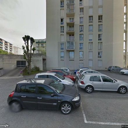 Rent this 2 bed apartment on 8 Rue Bonnevaux in 26100 Romans-sur-Isère, France
