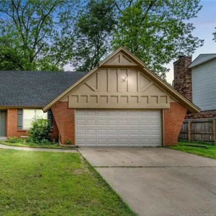 Buy this 4 bed house on 6710 East 76th Street in Tulsa, OK 74133