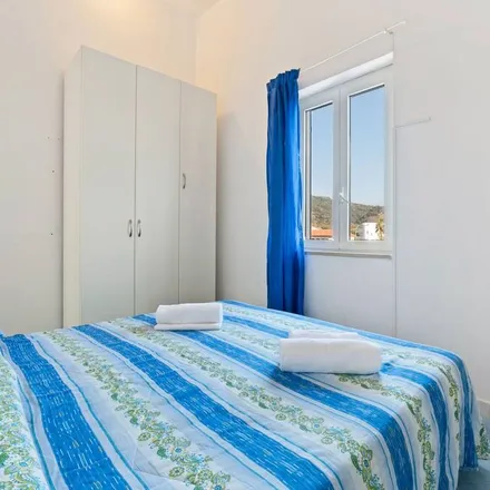 Rent this 3 bed apartment on Policastro Bussentino in Via Ferrovia, 84067 Policastro Bussentino SA