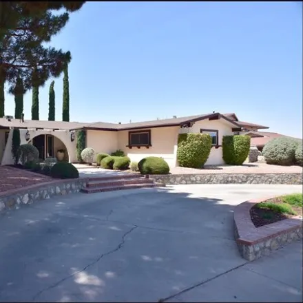 Rent this 3 bed house on 10602 Sombra Verde Drive in El Paso, TX 79935