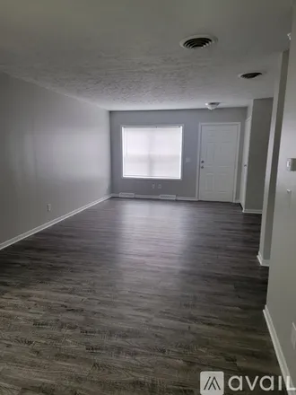 Rent this 1 bed apartment on 1010 West Edgewood Boulevard