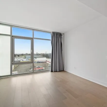 Image 4 - 50-17 Queens Boulevard, New York, NY 11377, USA - House for rent