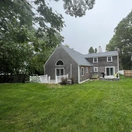 Image 2 - 5 Robinwood Rd, Wareham, Massachusetts, 02532 - House for sale