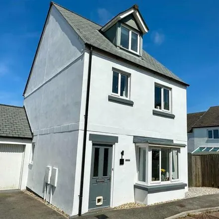 Buy this 3 bed house on unnamed road in St Blazey, PL24 2FS