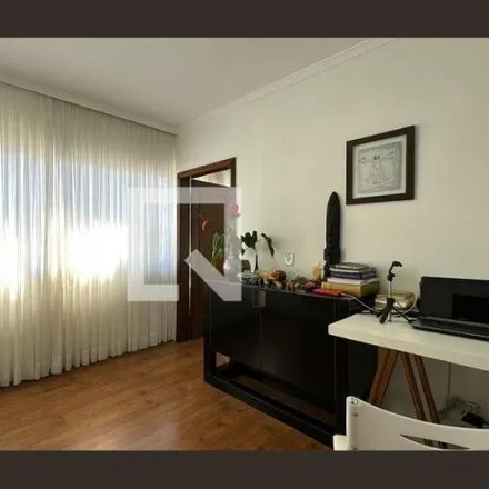 Image 2 - Rua Desembargador Otávio do Amaral 581, Bigorrilho, Curitiba - PR, 80410-020, Brazil - Apartment for rent