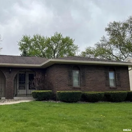 Buy this 4 bed house on 260 38th Avenue in East Moline, IL 61244