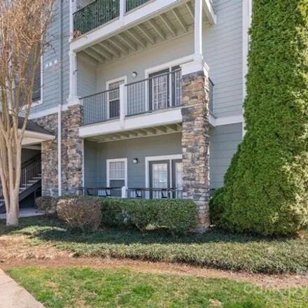Buy this 2 bed condo on 358 Vista Lake Drive in Buncombe County, NC 28715