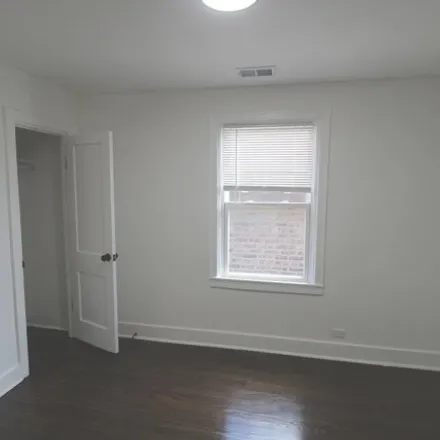 Image 7 - 2242 South Spaulding Avenue, Chicago, IL 60623, USA - Condo for rent