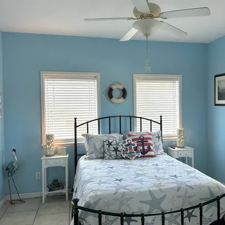 Rent this 4 bed house on Port Aransas in TX, 78373