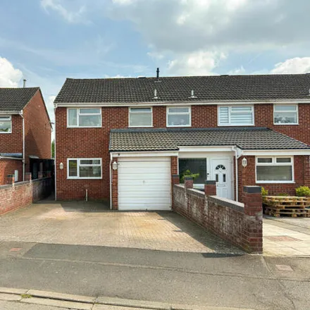 Buy this 3 bed duplex on Haston Close in Hereford, HR4 0RX