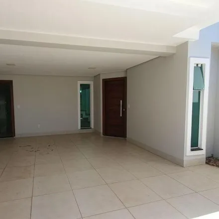 Rent this 3 bed house on Rua Djanira in Country, Cascavel - PR